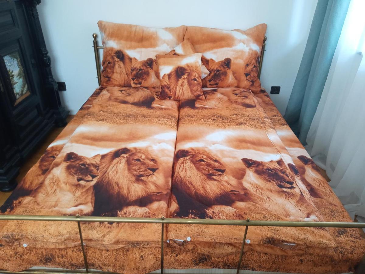 Luxury Eagle Apartman Budapest Bagian luar foto