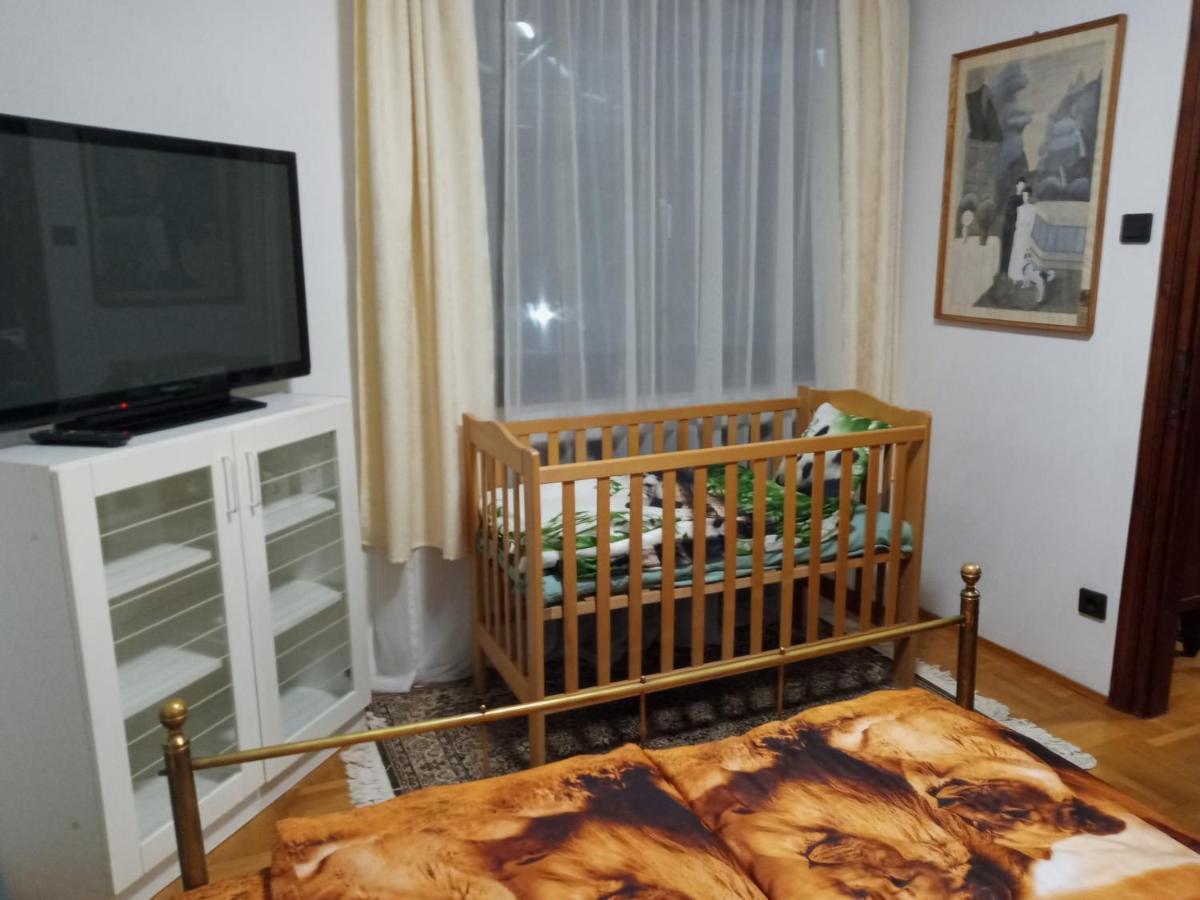 Luxury Eagle Apartman Budapest Bagian luar foto