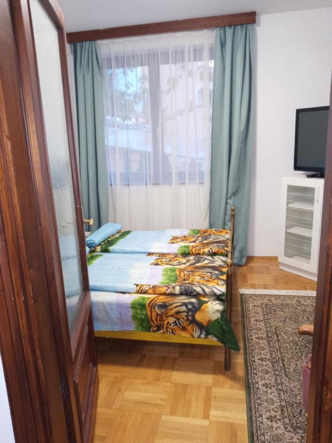 Luxury Eagle Apartman Budapest Bagian luar foto
