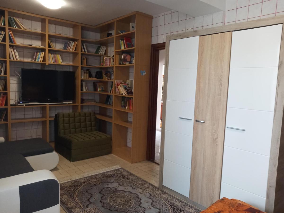 Luxury Eagle Apartman Budapest Bagian luar foto