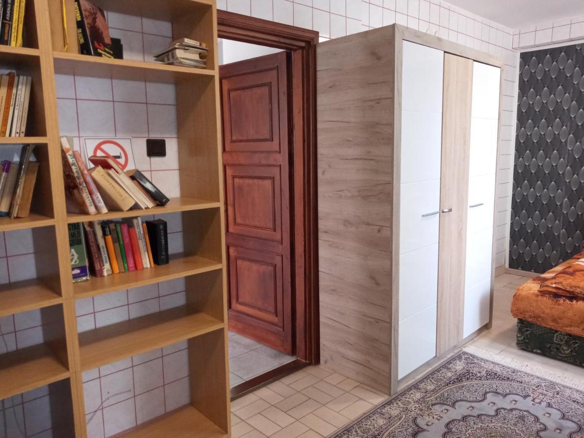 Luxury Eagle Apartman Budapest Bagian luar foto