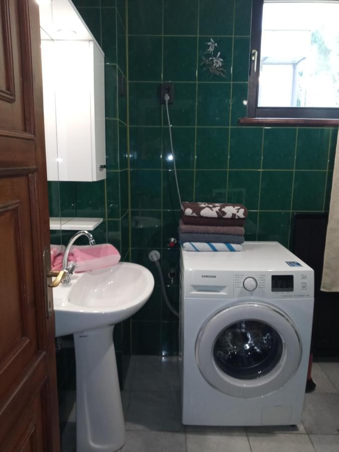 Luxury Eagle Apartman Budapest Bagian luar foto